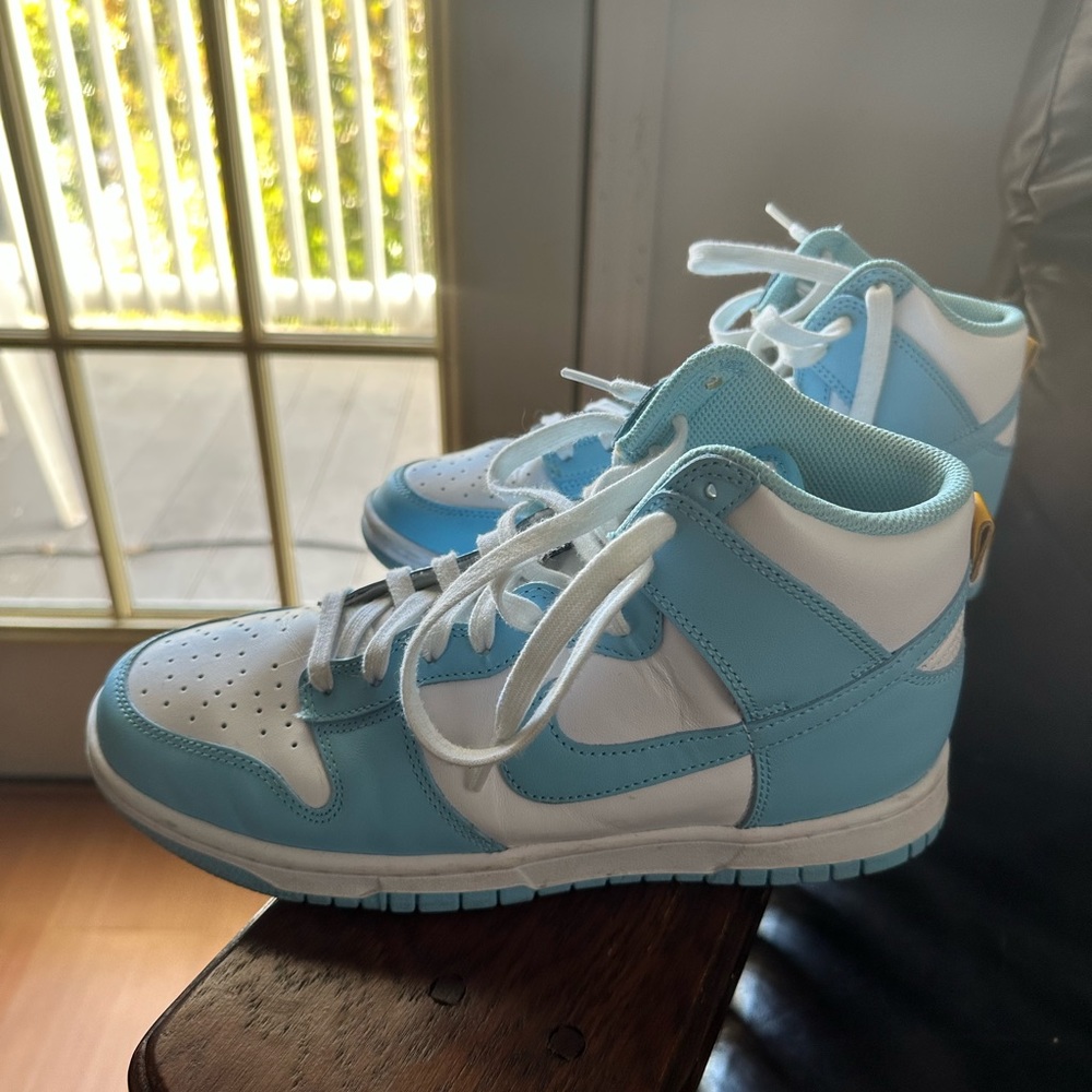 University Blue High Top Dunks Men’s 8